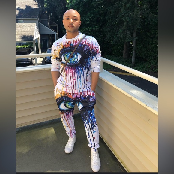 Getonfleek Sweatsuit - Picture 2 of 3